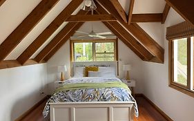 Lower Mountains Retreat